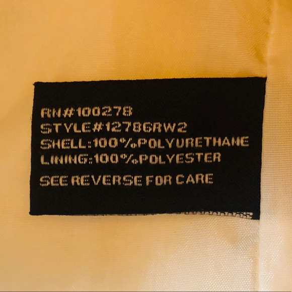 White coat - Picture 3 of 3